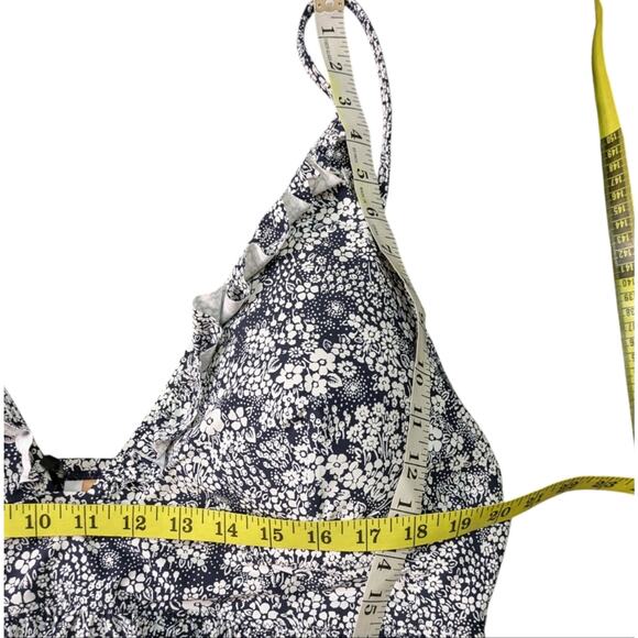 NEW J. Crew Ruffle V Neck One Piece Swimsuit 24 Valley Floral Blue Swimwear - Picture 6 of 13